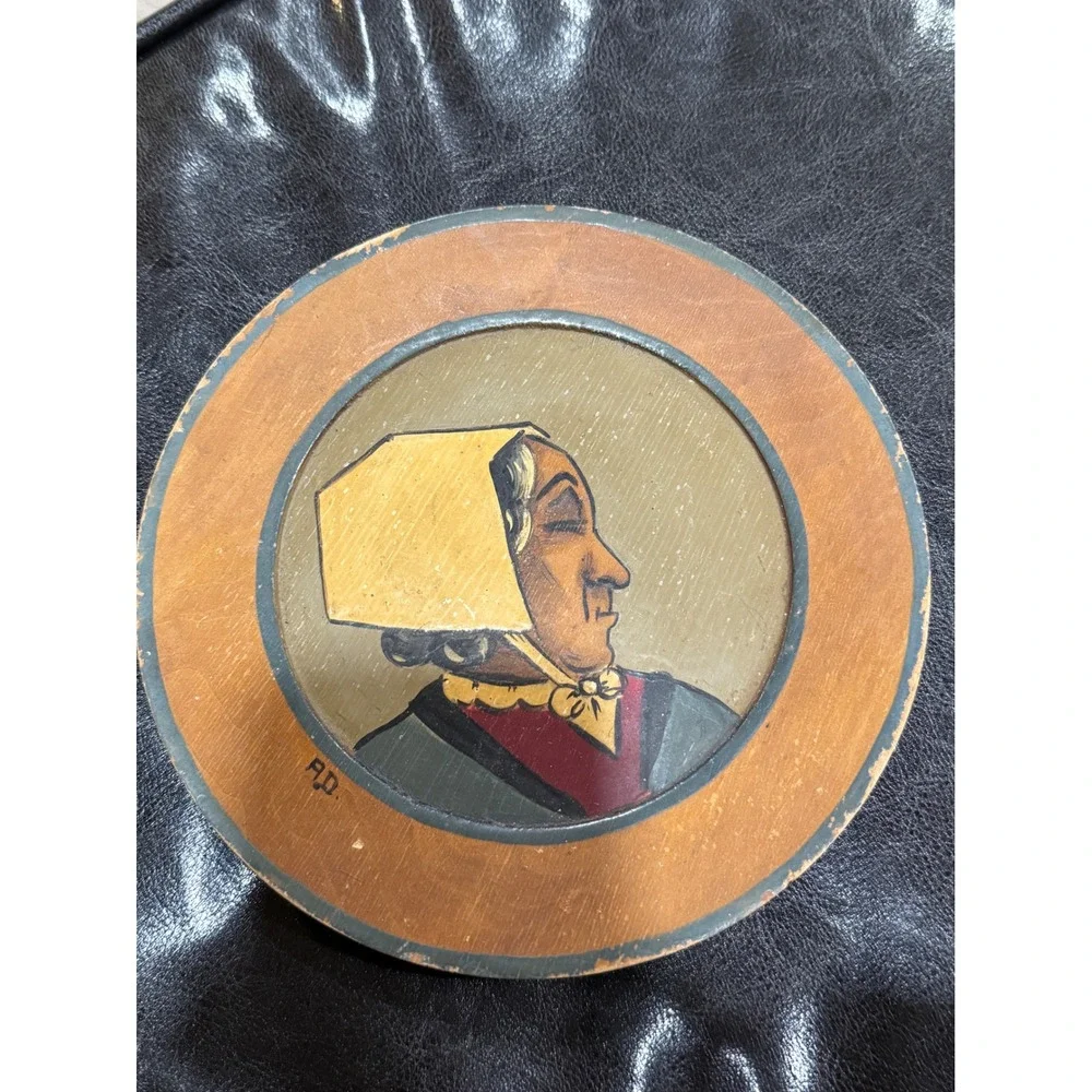 PAUL FOUILLEN QUIMPER‎ DEPOSSE SIGNED WOMAN PYROGRAPHIC WOOD PLATE VINTAGE
